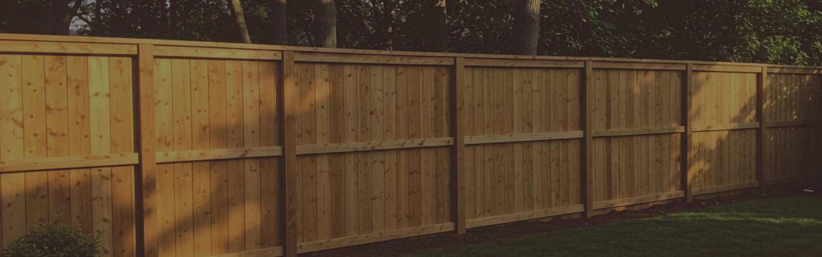 Residential and Commercial Fencing
