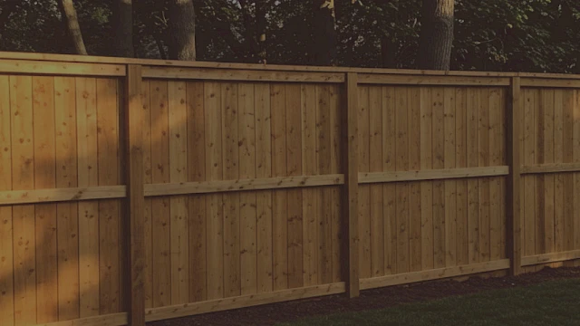 Residential and Commercial Fencing